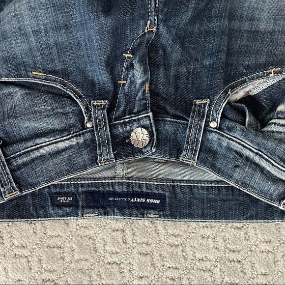Size 30 Miss Sixty jeans - Picture 4 of 4